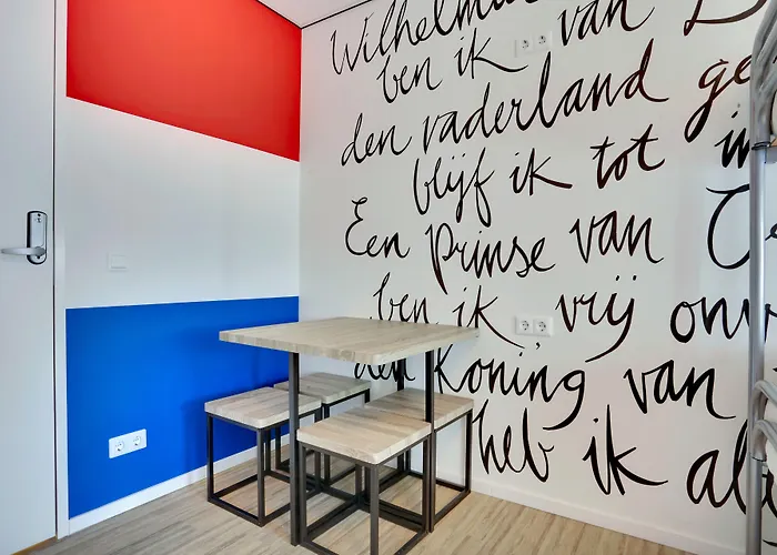 Dutchies Hostel Amsterdam